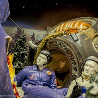 Сцена аварийной посадки космонавтов в тайге. Спускаемый аппарат СоюзТМ-7